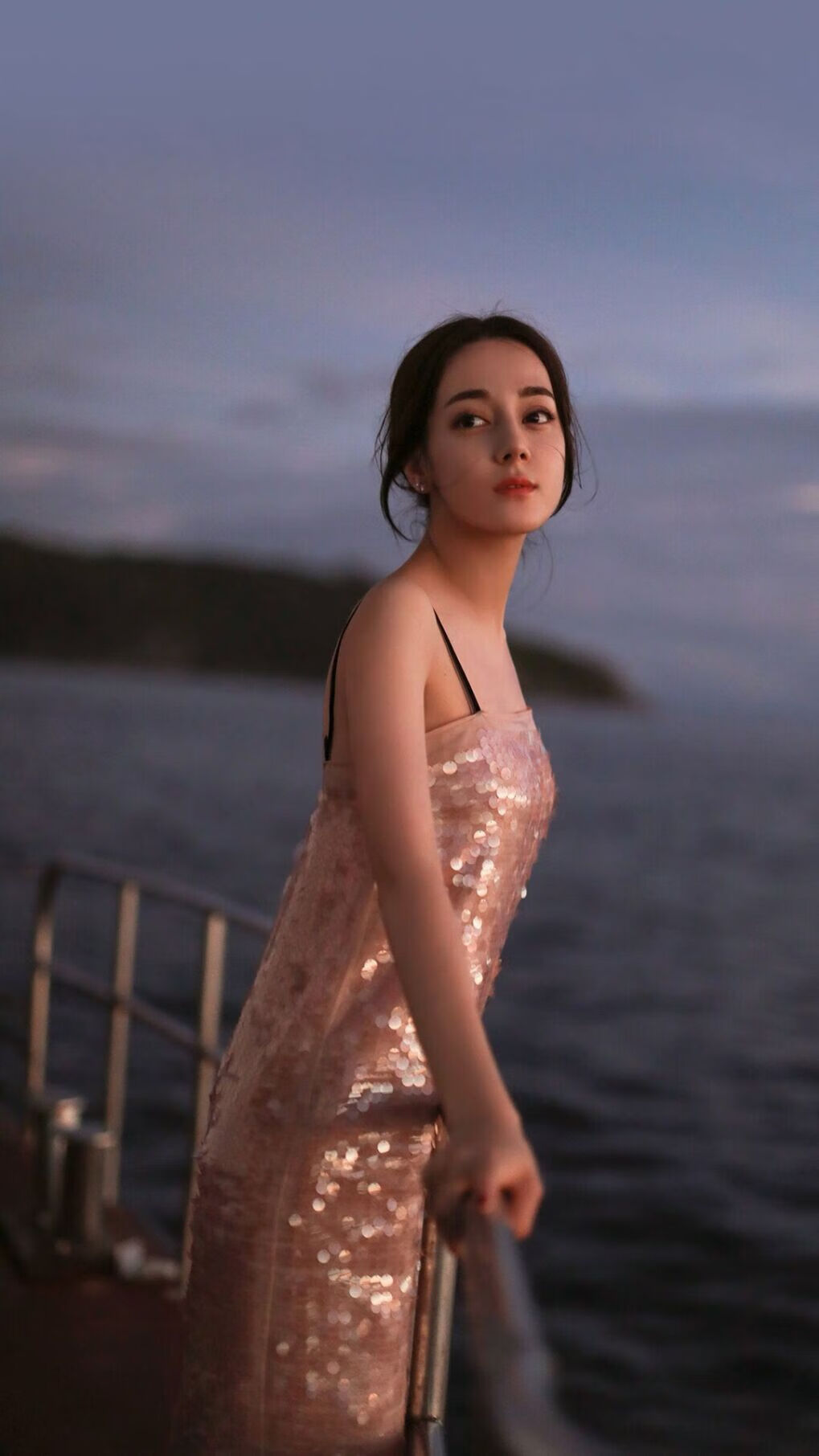 爱游戏ayx官网-媒体挖掘冷门故事展现运动员不为人知的坚持与拼搏历程，运动员素材